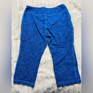 XL Cropped Blue Leggings Reebok